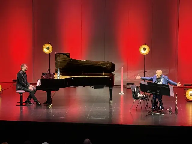 Pure Spielfreude: Giora Feidman und Majid Montazer am Flügel | Foto: Kunsthaus Weiz