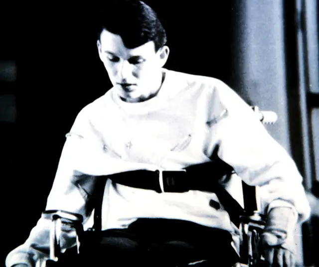 Das Foto, circa 10 Monate nach dem Unfall von Paulus Ploier, aufgenommen beim harten Training. Er quälte sich jeden Tag und schaffte so „step by step“ immer wieder zumindest kleine Erfolgserlebnisse. | Foto: Archiv Paulus Ploier Privat