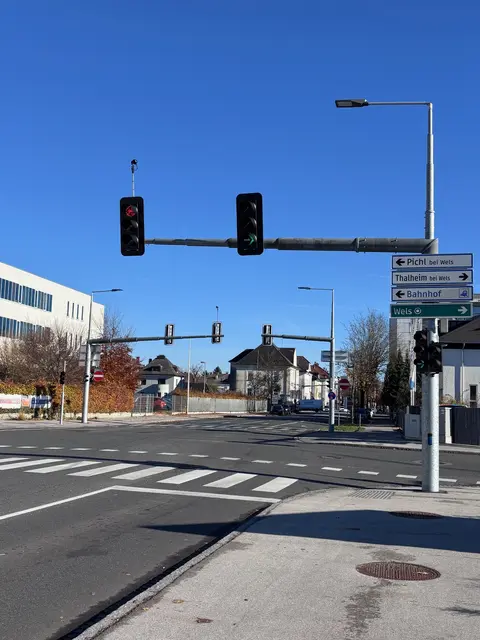 Eine Öffnung der Eisenhowerstraße in beide Richtungen könnte laut ÖVP, SPÖ, FPÖ und Grüne zu einer deutlichen Verbesserung des Innenstadtverkehrs führen. | Foto: ÖVP