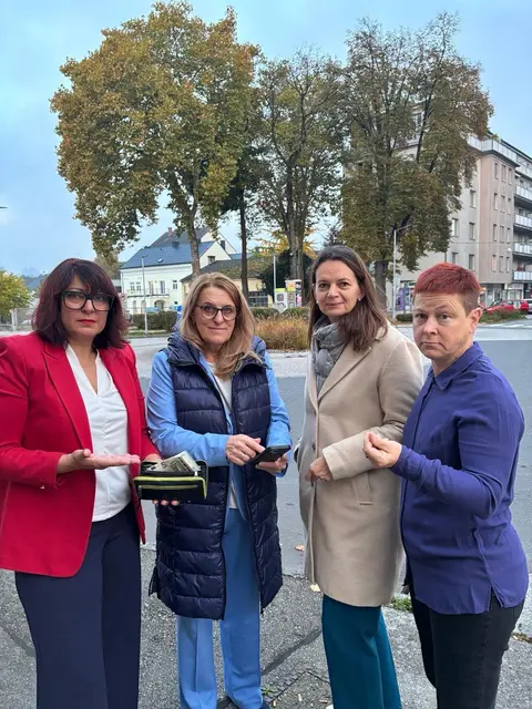 Stadträtin Elisabeth Asanger, Staatssekretärin Ulrike Königsberger-Ludwig, Landtagsabgeordnete Kerstin Suchan-Mayr und Gemeinderätin Birgit Kern (v.l.) | Foto: SPÖ Amstetten