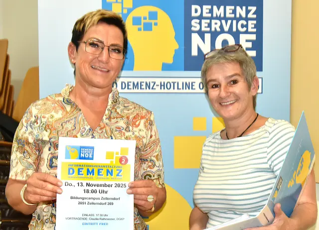 Organisatorin Maria-Luise Theuerer mit der vortragenden Natascha Barger-Geist | Foto: Herbert Schleich