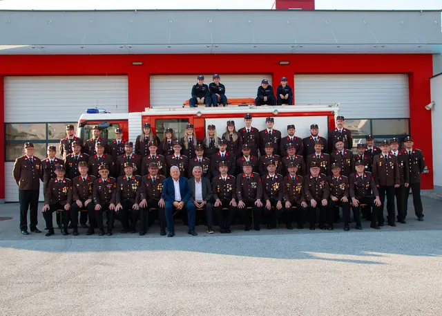 Die Feuerwehr Neustift an der Lafnitz besteht aus 78 Mitgliedern und hat seit Juni 2025 mit Christoph Kraus einen neuen Kommandanten. | Foto: Feuerwehr Neustift/Lafnitz