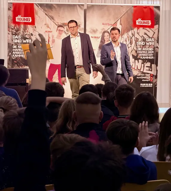 Flo &amp; Wisch erklärten, warum Respekt und Toleranz Grundpfeiler unserer Gesellschaft sind. | Foto: Mittelschule Retz