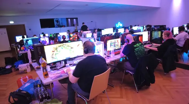 Gaming im St. Johanner Kaisersaal ist angesagt. | Foto: Kaiserlan