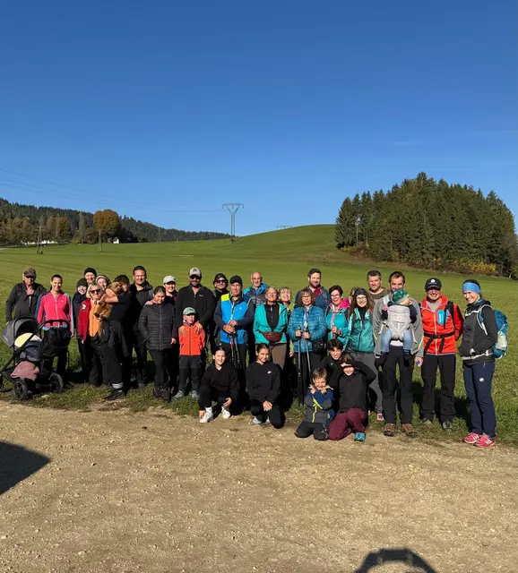 Strahlender Sonnenschein begleitete die Teilnehmer. | Foto: Privat