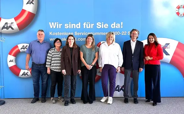 Franz Bachler (Berater), Lisbeth Pöll (Assistenz), Birgit Pleikner (Beraterin), Kathrin Gassner (Sekretariat), Sonja Voithofer (Sekretariat), Christian Pletzer (BK-Leiter), LR Astrid Mair. | Foto: VP Tirol