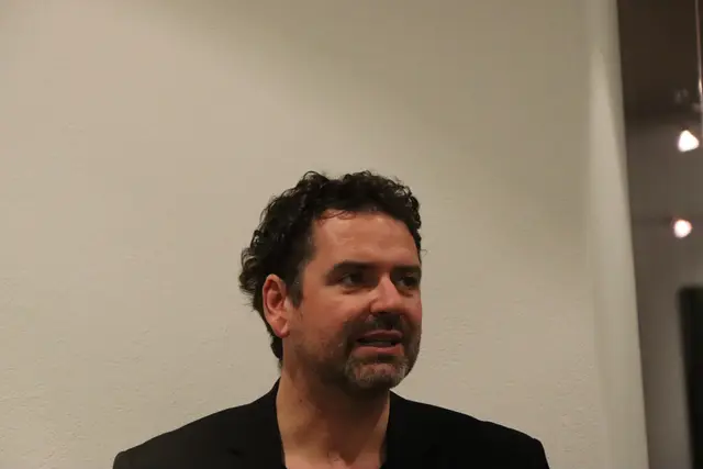 "Wir wollen die vielfältige Kunst aus Landeck den Bürgern näher bringen", Kulturreferent Peter Vöhl. | Foto: Thomas Seelos