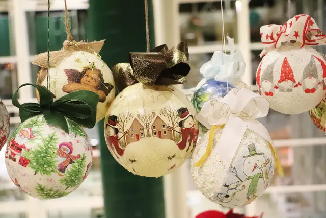 Beim Kreativmarkt kann man Hübsches kaufen oder sich von Handarbeiten inspirieren lassen. | Foto: Edith Ertl