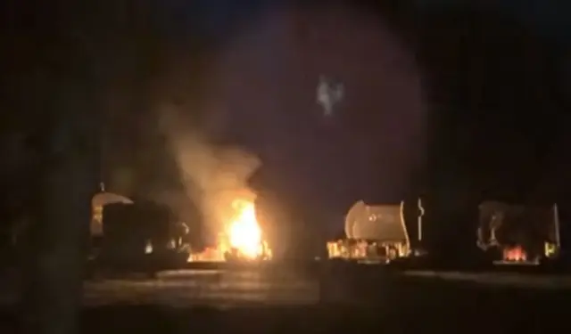 Die Feuerwehr postete ein Video von dem Brand auf Social Media.  | Foto: Feuerwehr Althofen