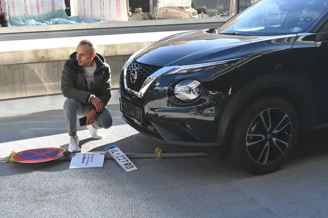 Fallbeispiel: ein Verkehrsschild wurde umgefahren. | Foto: Lucia Königer
