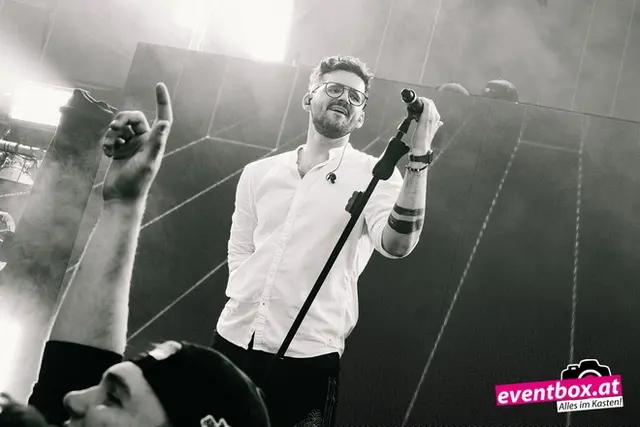 Auf der Bühne fühlt sich Stefan Skreinig sehr wohl. | Foto: zVg