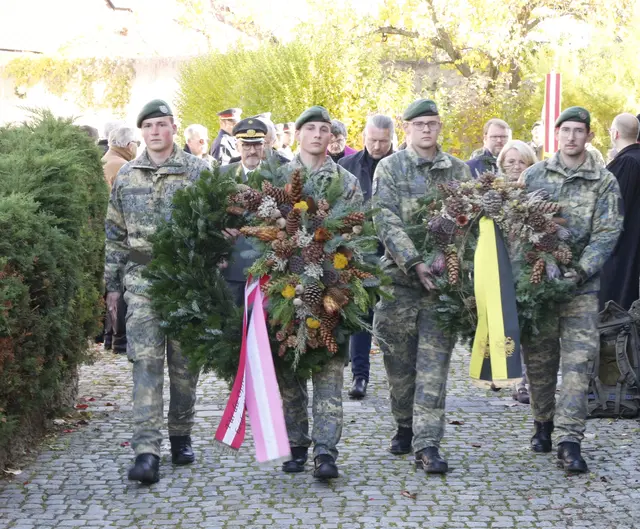 Gedenkfeier Allerheiligen für die Opfer der Weltkriege | Foto: Stadt Krems