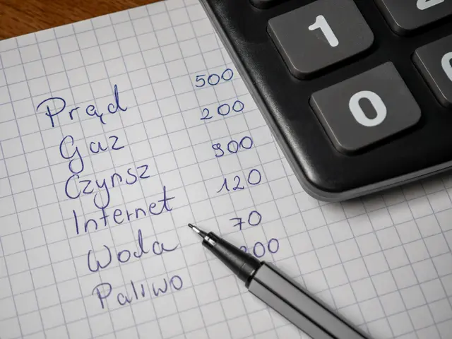 Trotz finanzieller Engpässe plant keine der befragten Gemeinden eine Erhöhung der Wasser- und Müllgebühren bei sich. | Foto: Paweł Kacperek/stock.adobe.com