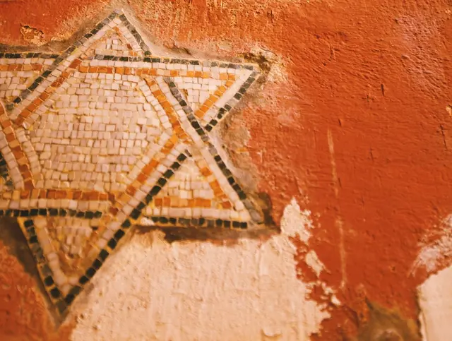 Die 726 dokumentierten Vorfälle zeigen die Bandbreite antisemitischer Übergriffe im ersten Halbjahr 2025. | Foto: Ben Ostrower/unsplash