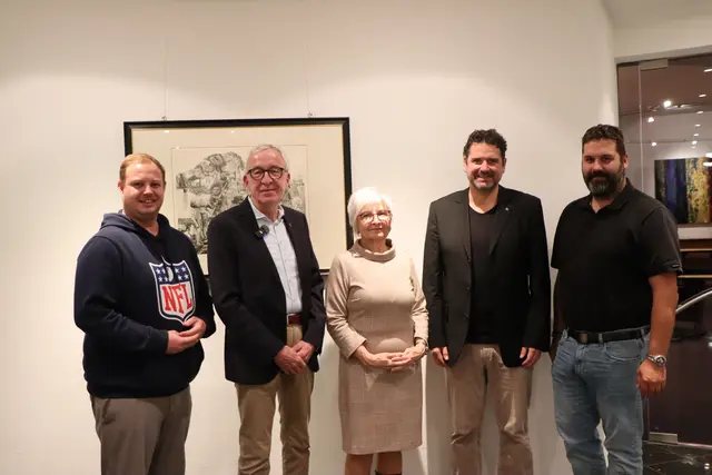 Der Kulturausschuss: Philipp Pflaume, Bgm. Herbert Mayer, Monia Rotter, Peter Vöhl und Johannes Schönherr. | Foto: Thomas Seelos