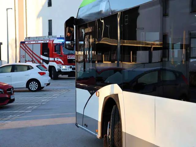 Der Bus setzte seine Fahrt fort. | Foto: ASB Markus Hackl