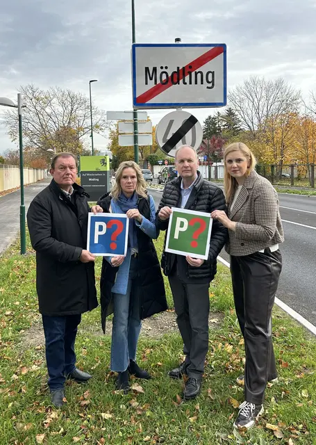 Bgm. Herbert Janschka (Wr. Neudorf), Vbgm. Michaela Haidvogel (Ma Enzersdorf), Bgm Erich Moser (Hinterbrühl) und LAbg. Marlene Zeidler-Beck , | Foto: VP Bezirk Mödling