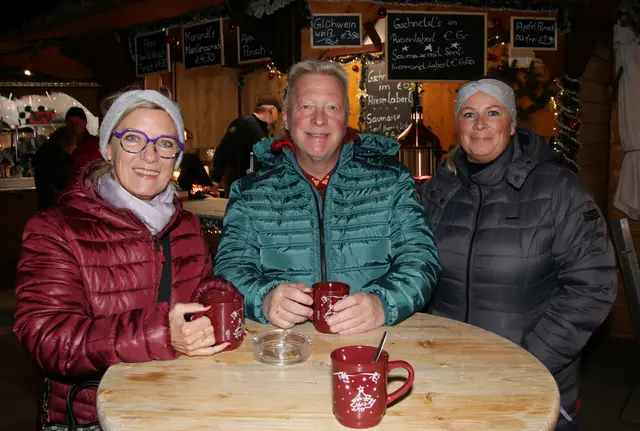 Renee und Michael Strahberger mit Hedvika- Vicktoria Rott. | Foto: Christian Nowotny