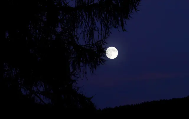Zahlreiche Regionautinnen und Regionauten haben das Himmelsspektakel eingefangen. 