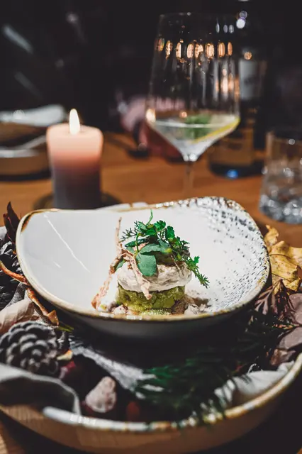 Buchweizen-weiße Schokolade-Tanne-Buchweizenmilch | Foto: Julia Zeitler