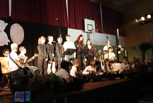 Rock me Amadeus von den Falco-Nachfolgern | Foto: Gerhard Langmann