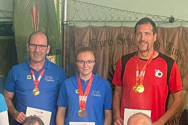 Die siegreiche Mannschaft mit Iwan Bacher, Marion Weber und Rene Engensteiner (v.l.) | Foto: Iwan Bacher