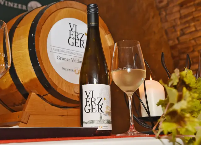 Der Hauptstadtwein für 2026 kommt von den Winzern Krems und hört auf den Namen "Vierzger". | Foto: Vorlaufer
