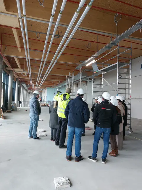 Bauprojekt vor der Fertigstellung: Die neue Messehalle 22 in Wels konnte nun zum ersten Mal besichtigt werden. | Foto: Messe Wels