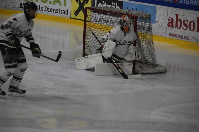 Eine Impression vom zweiten Match der Dark Green Ravens gegen den EC Eisfüchse Saalfelden am 2. November 2025 in der Eishalle in Zell am See. | Foto: Dark Green Ravens/Moser. M.