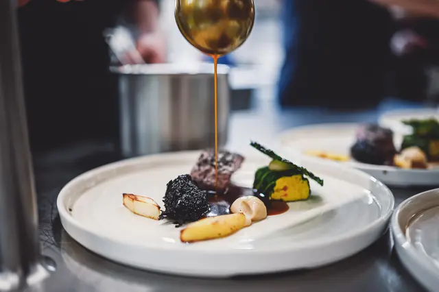 Fine Dining – Das Auge isst mit. | Foto: Julia Zeitler