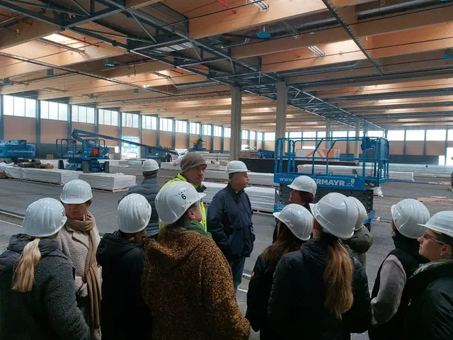 Bauprojekt vor der Fertigstellung: Die neue Messehalle 22 in Wels konnte nun zum ersten Mal besichtigt werden.