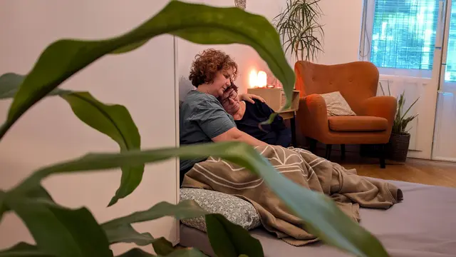 Martina Elisabeth Ronacher begleitet Menschen in Graz mit Kuscheltherapie, Energiearbeit und achtsamer Berührung auf ihrem Weg zu mehr Selbstfürsorge und innerer Balance. | Foto: Martina Elisabeth Ronacher