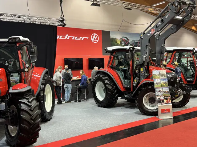 Eine Vielzahl an Geräten für die Land- und Forstwirtschaft wird gezeigt. | Foto: MeinBezirk