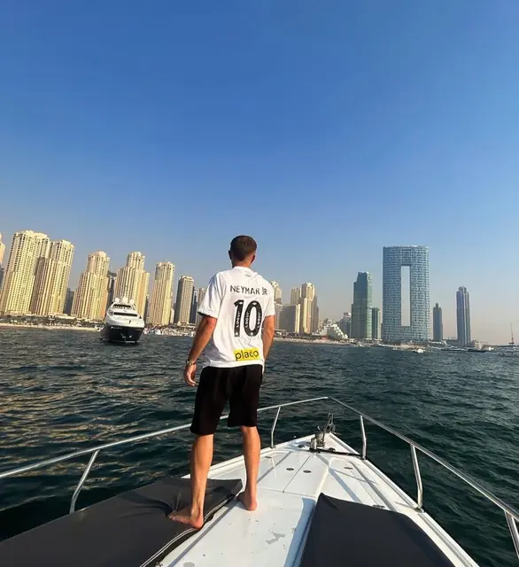 Die "Faszination Dubai" habe Adem Acuma voll in den Bann gezogen und ihn zum Auswandern verleitet. | Foto: Acuma