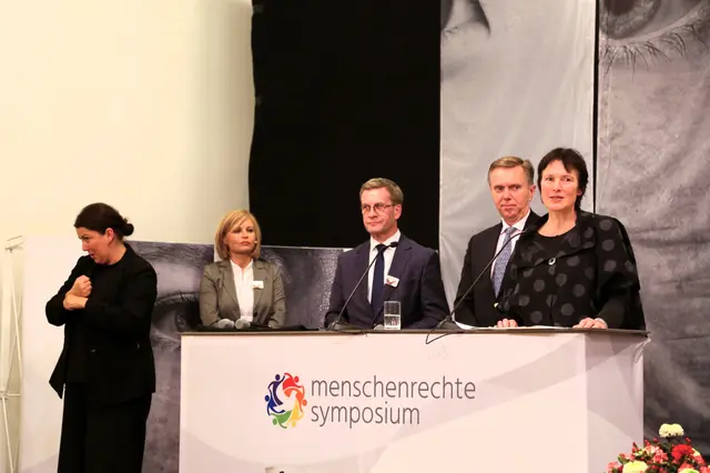 Direktorin Katrin Vohland vom Naturhistorischen Museum Wien eröffnete die spannende archäologische Ausstellung zu 3.400 Jahren Gusener Geschichte.  | Foto: Eckhart Herbe