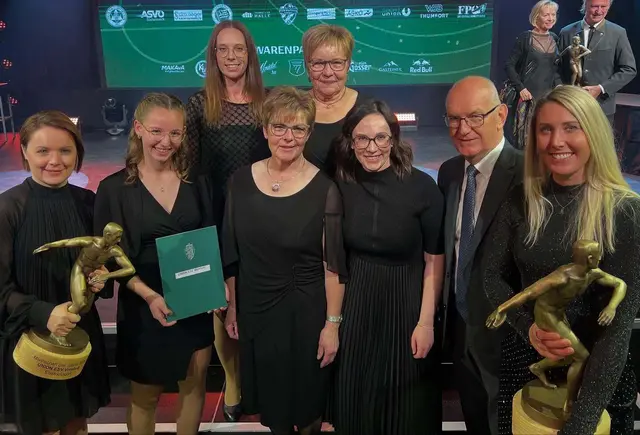 Der bronzene Diskuswerfer ist nun eine Gemeinsamkeit, die die Vornholzerinnen mit Ski-Ass Conny Hütter teilen. | Foto: ESV Union Vornholz