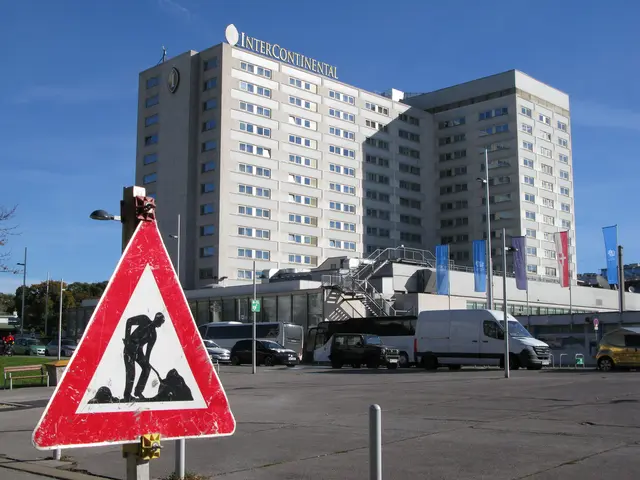 Das bestehende Hotel Intercontinental ist selbst 43 Meter hoch.  | Foto: Alliance For Nature