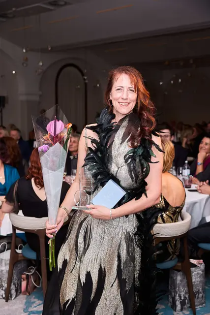 Silvia Schuh nahm die Auszeichnung persönlich entgegen. | Foto: Stefan Burghart/lookmagazin