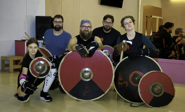 Coralie und Mathieu Marchon, Thomas Radoszics, Obfrau Nadine Hohenegger sowie ihr Stellvertreter Christoph Achleitner | Foto: Markus Achleitner