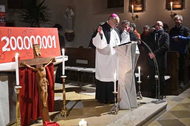 2023 zelebrierte Bischof Wilhelm Krautwaschl die Messe zum Schweigemarsch im Seelsorgeraum Vorau. | Foto: Pfarre Dechantskirchen