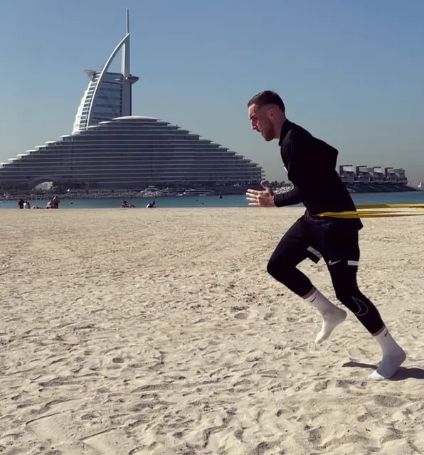 Das Spielen in Dubai sei laufintensiver sowie körperbetonter bei Temperaturen von bis zu 45 Grad. | Foto: Acuma