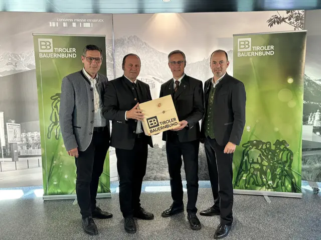 Bauernbunddirektor Peter Raggl, Bauernbunobmann LHStv. Josef Geisler, Österreichischer Bauernbundpräsident NR Georg Strasser und LK-Präsident NR Josef Hechenberger | Foto: BBT