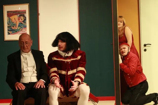 Die Greiner Dilettanten überraschen das erste Mal in der Vereinsgeschichte mit einem Boulevard-Welthit. „Otello darf nicht platzen“ von Ken Ludwig unter der Regie von Gerhard Koller. | Foto:   Dilettanten L. Pühringer