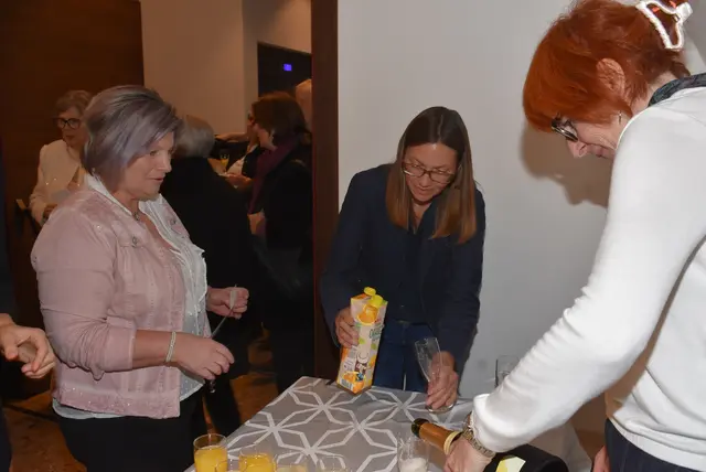 Die Greiner Dilettanten überraschen das erste Mal in der Vereinsgeschichte mit einem Boulevard-Welthit. „Otello darf nicht platzen“ von Ken Ludwig unter der Regie von Gerhard Koller. | Foto: Zinterhof