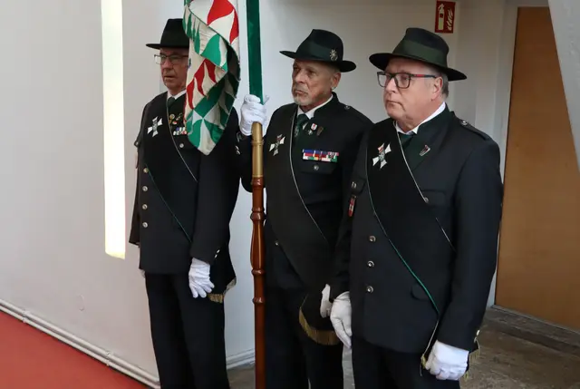 Die Fahnenabordnung des Kameradschaftsbundes