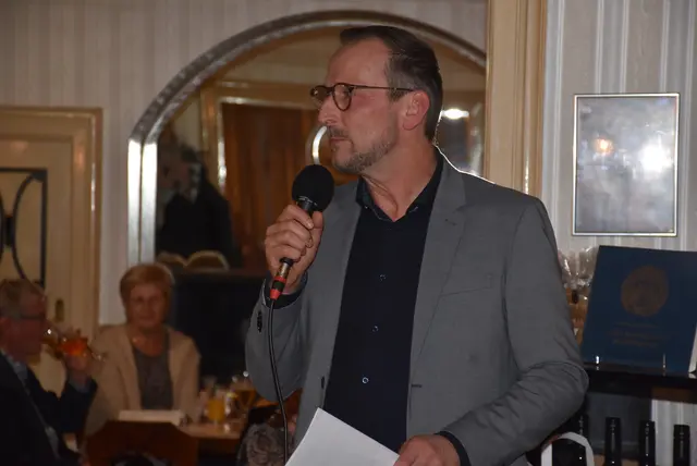 Die Greiner Dilettanten überraschen das erste Mal in der Vereinsgeschichte mit einem Boulevard-Welthit. „Otello darf nicht platzen“ von Ken Ludwig unter der Regie von Gerhard Koller. | Foto: Zinterhof