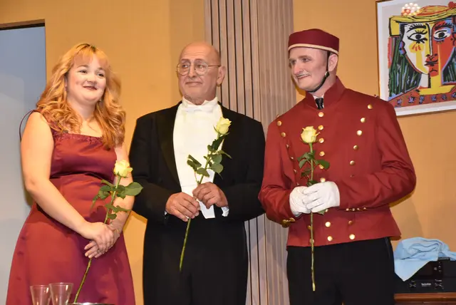 Die Greiner Dilettanten überraschen das erste Mal in der Vereinsgeschichte mit einem Boulevard-Welthit. „Otello darf nicht platzen“ von Ken Ludwig unter der Regie von Gerhard Koller. | Foto: Zinterhof