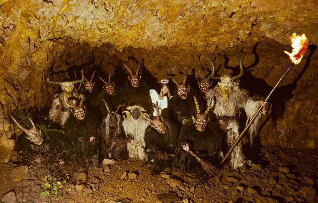 Ihren 30. Krampuslauf in St. Peter-Freienstein feiern die Freiensteiner Teifl mit einem zweitägigem Event.  | Foto: Thomas Eisenpass