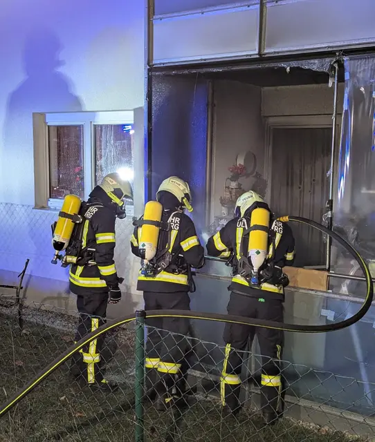 Der Balkon wurde arg in Mitleidenschaft gezogen.  | Foto: FF Ulrichsberg
