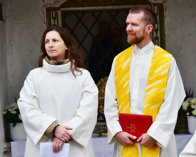 Pfarrprovisor Mag. Christoph Buchinger und Seelsorgerin Dragana Mijatovic